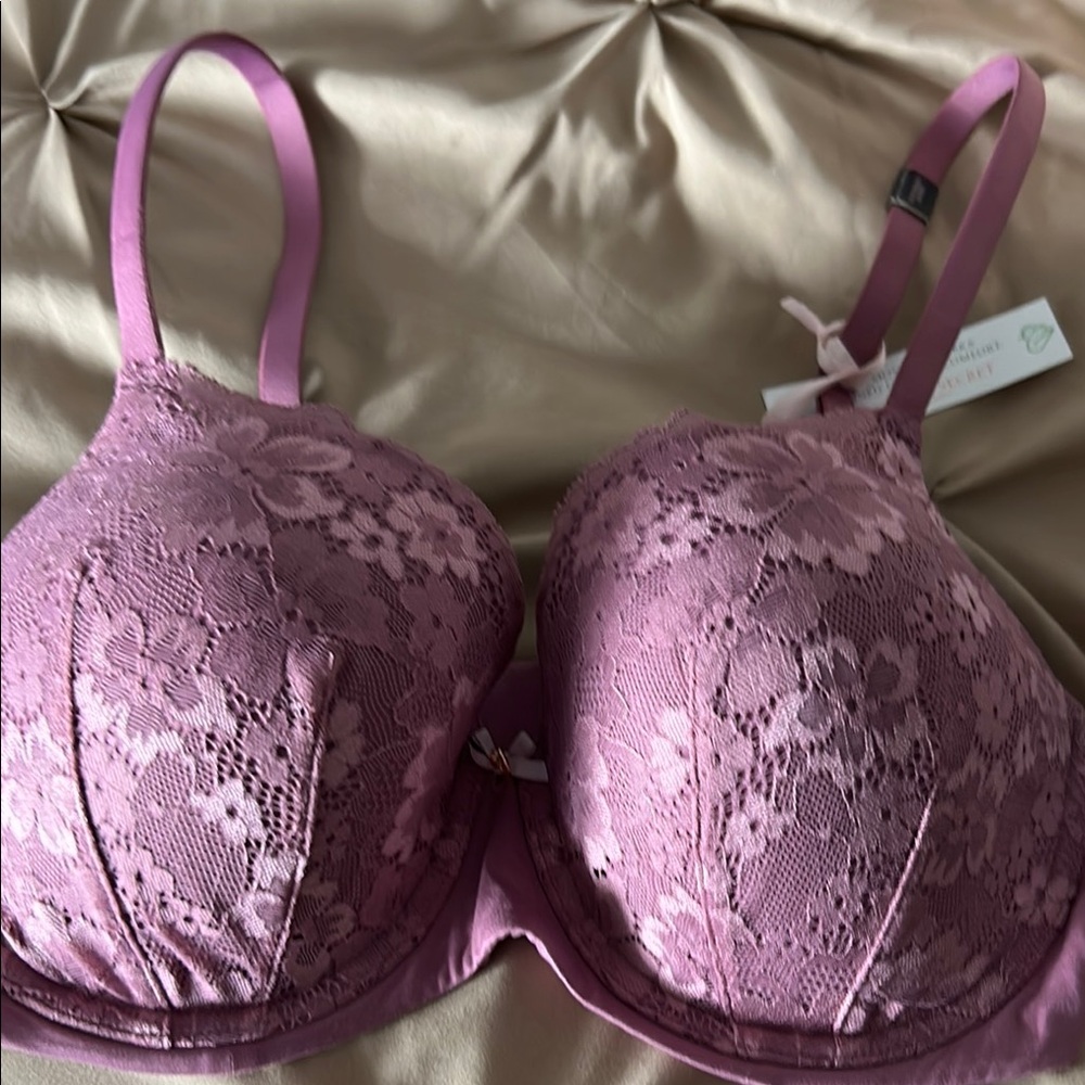 Victoria's Secret Purple Lace Underwire Bra